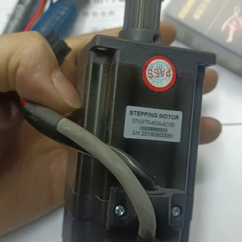 DAHAO motor 57H3F79-403A-821BS închis buclă A15 X Axis chineză mașină de îmbrăcăminte EDH03-57H3F79-403A-821BS